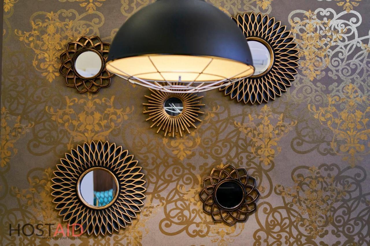 R7 Design Apartment - Hostaid Budapest Ngoại thất bức ảnh