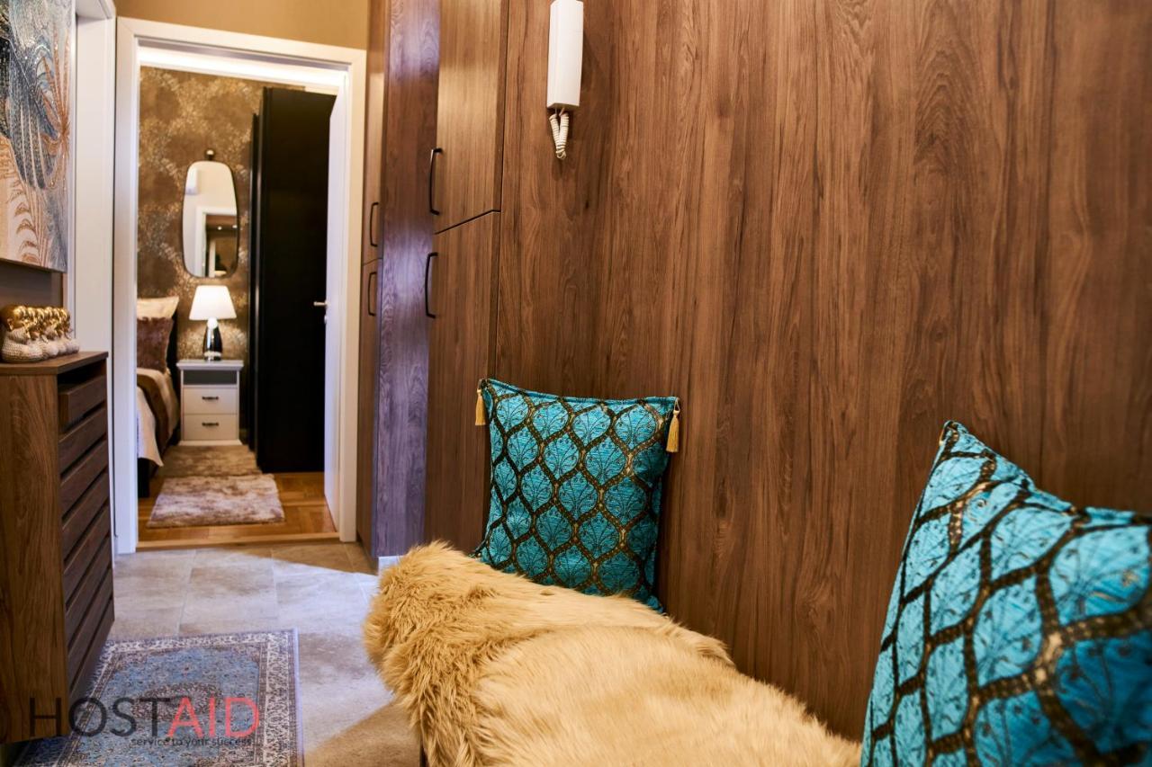 R7 Design Apartment - Hostaid Budapest Ngoại thất bức ảnh